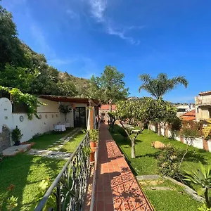  Bed & Breakfast Vittoria Italia