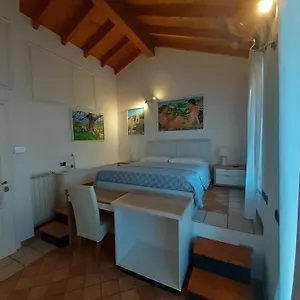 *** Bed & Breakfast Bucceri Italia